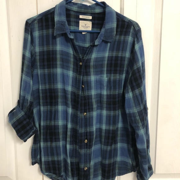 American Eagle Outfitters Tops - American Eagle plaid button-up